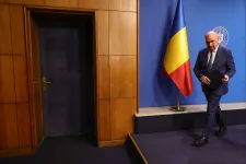Bolojan a búcsúbeszédében is odaszúrt a PSD-nek: Azért buktattak meg, mert a régi rendszer érdekeit sértettem