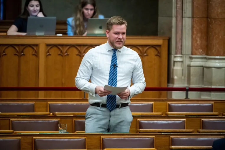Momentumosokkal töltötték fel a polgármesteri kabinetet Zuglóban
