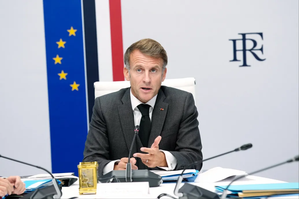 Macron szerint ultrabaloldali csoportok akarják megdönteni a köztársaságot Franciaországban