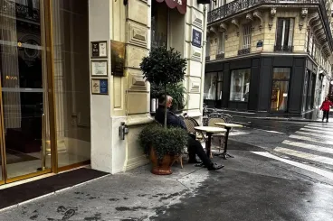 Párizsban fotózták le Orbán Viktort október 23-án