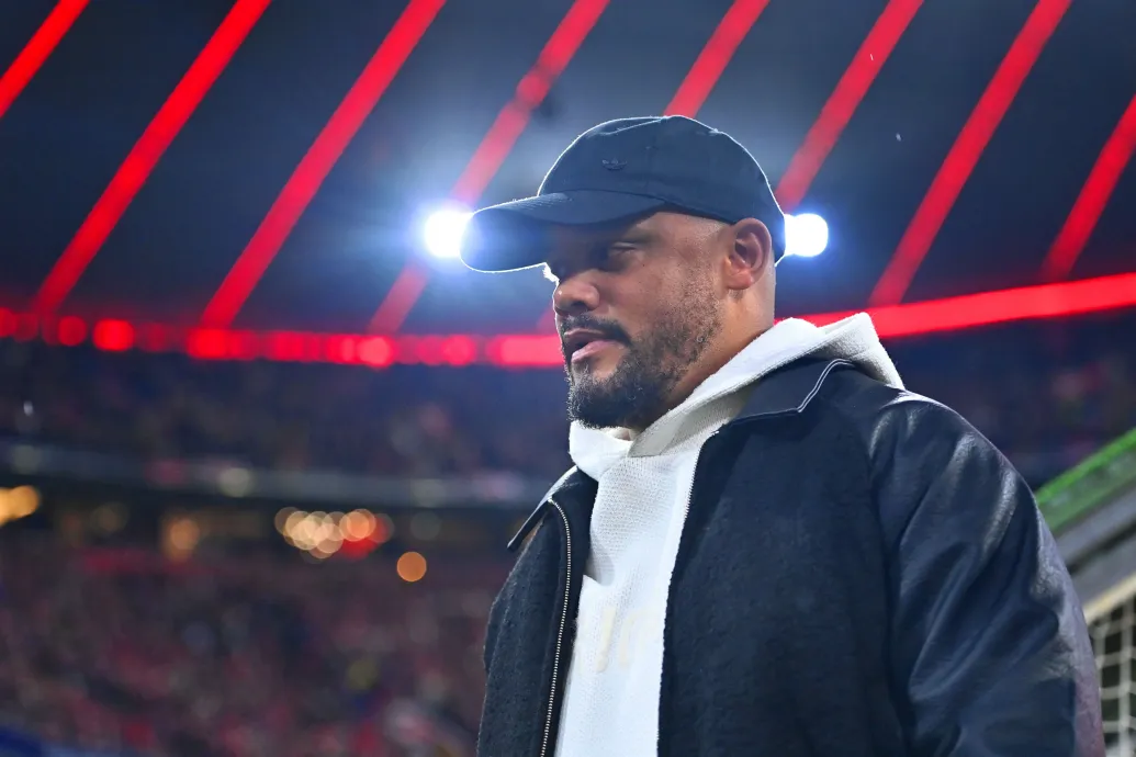 Összeesett a Bayern München edzője, kórházba szállították Vincent Kompanyt