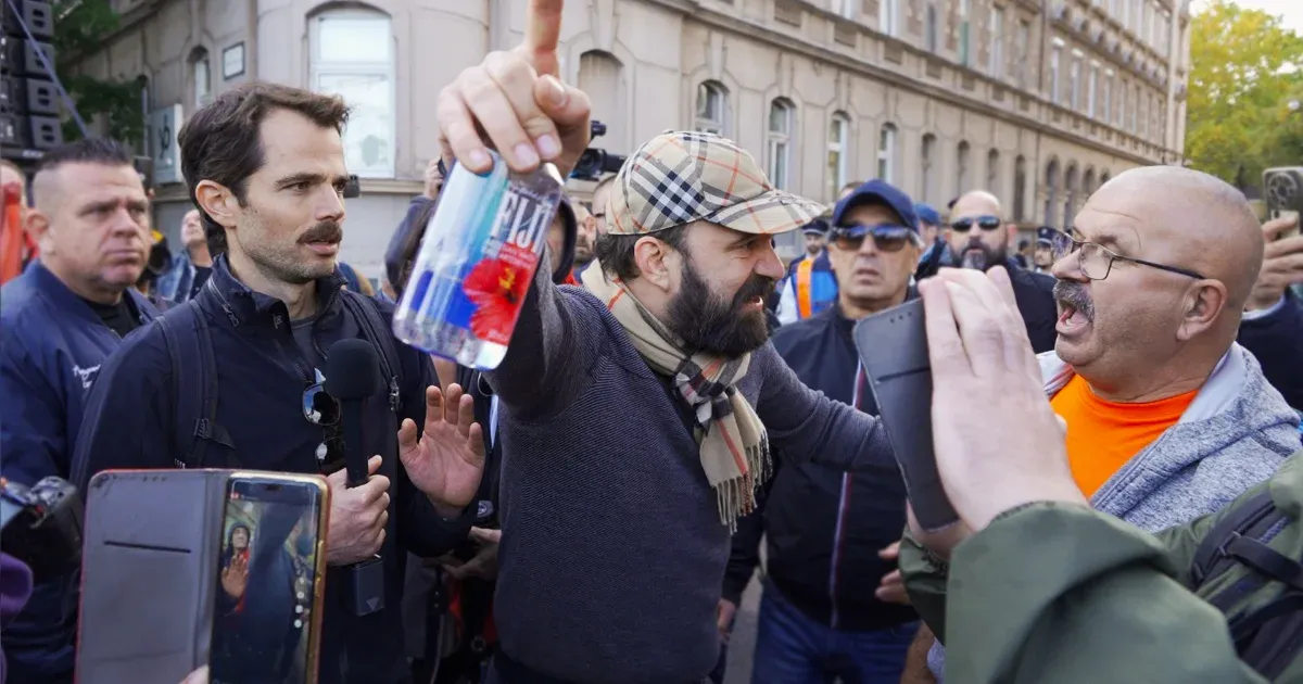 „Egy volt miniszterelnök egyszer tud visszatérni, ez nem most van” – videóriport a fideszes rendezvényről