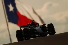 Kimi Antonelli nyerte az Amerikai Nagydíj időmérőjét, a versenyen akár világbajnokká avathatják