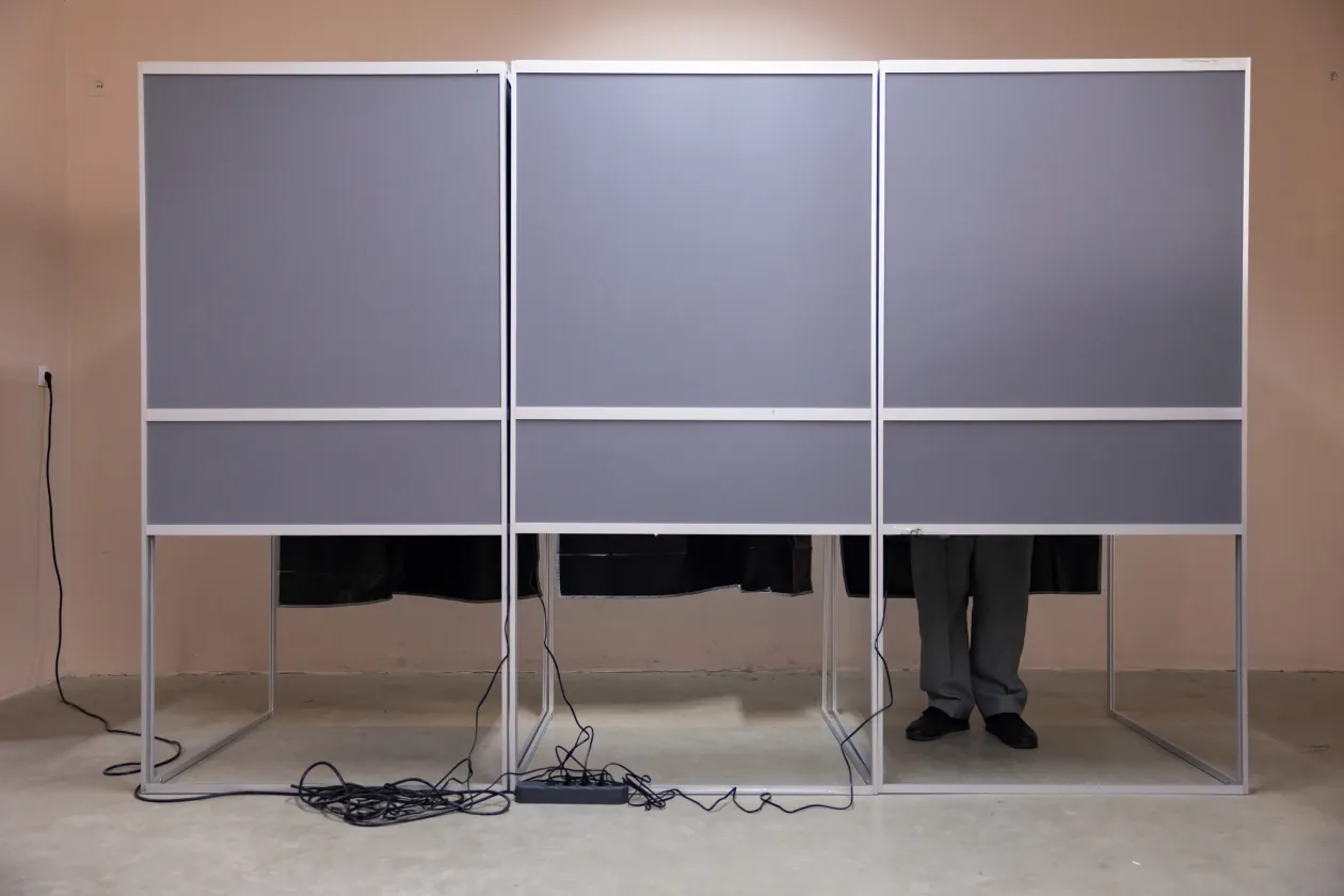 Voksolás Kispiacon – Fotó: Hevesi-Szabó Lujza / Telex