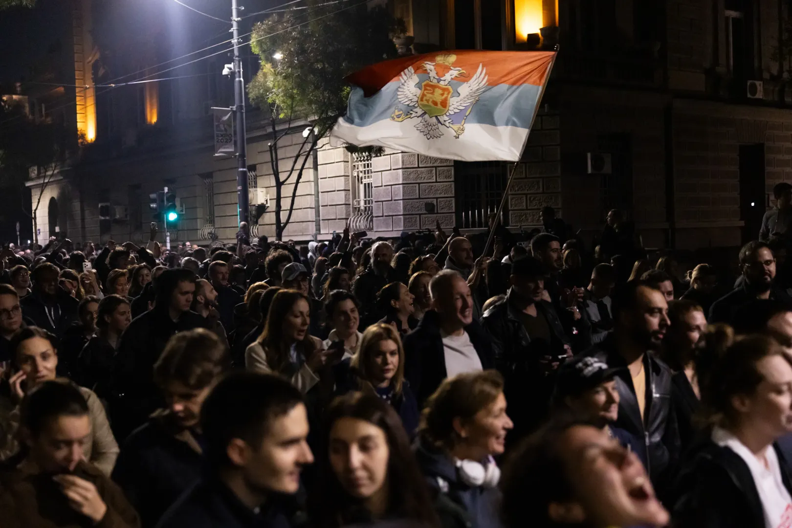Vonuló tömeg a Slavija felé – Fotó: Hevesi-Szabó Lujza / Telex