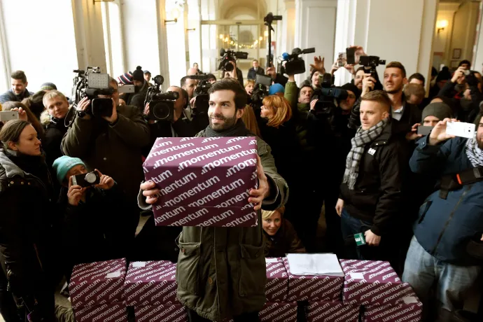 Levédetné a „NOlimpia” szót a Momentum