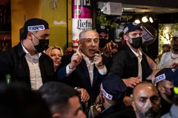 Óriási súlya van a Netanjahu-korszakról is szóló izraeli választásnak