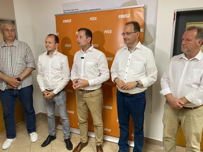A pécsi Fidesz-frakció az önkormányzati választás után, 2024. június 10-én – Forrás: Hoppál Péter / Facebook