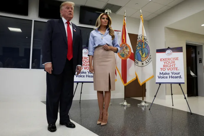 Donald Trump és Melania Trump, miután leadták szavazatukat a 2026-os félidős választáson a floridai West Palm Beachben, 2026. október 24-én – Fotó: Umit Bektas / Reuters
