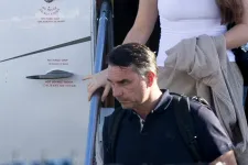 Az Egyesült Államokba távozó Bolsonaro megszólalt, politikai üldözöttnek tartja magát